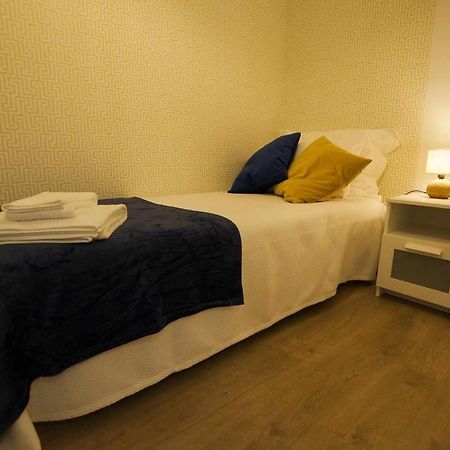 Golden & Blue House O Seu Novo Espaco No ポルト エクステリア 写真
